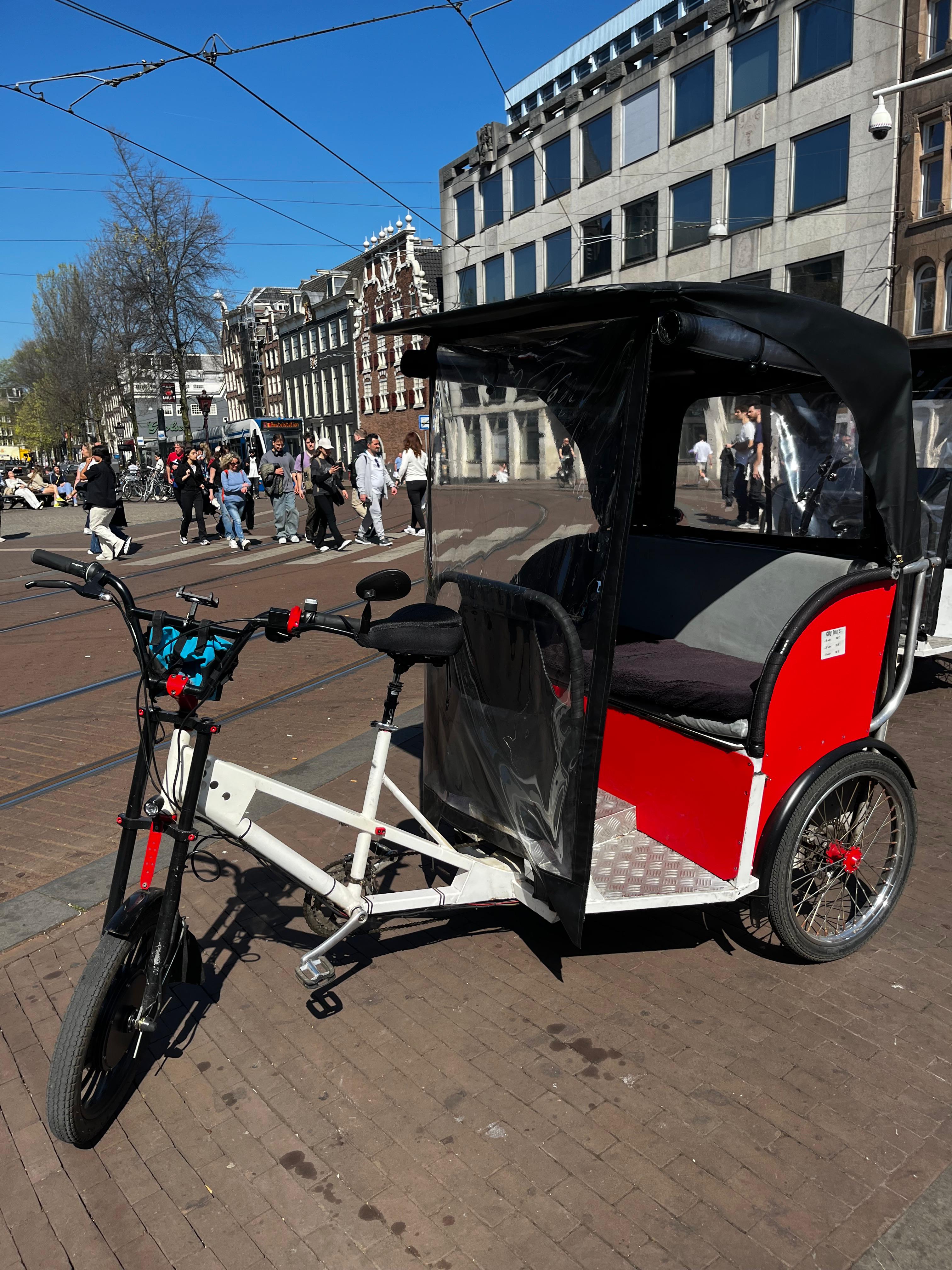 Taksówka rowerowa w mieście